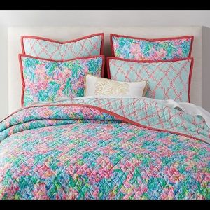 SOLD OUT Lilly PulitzerxPottery Barn quilt+2 shams